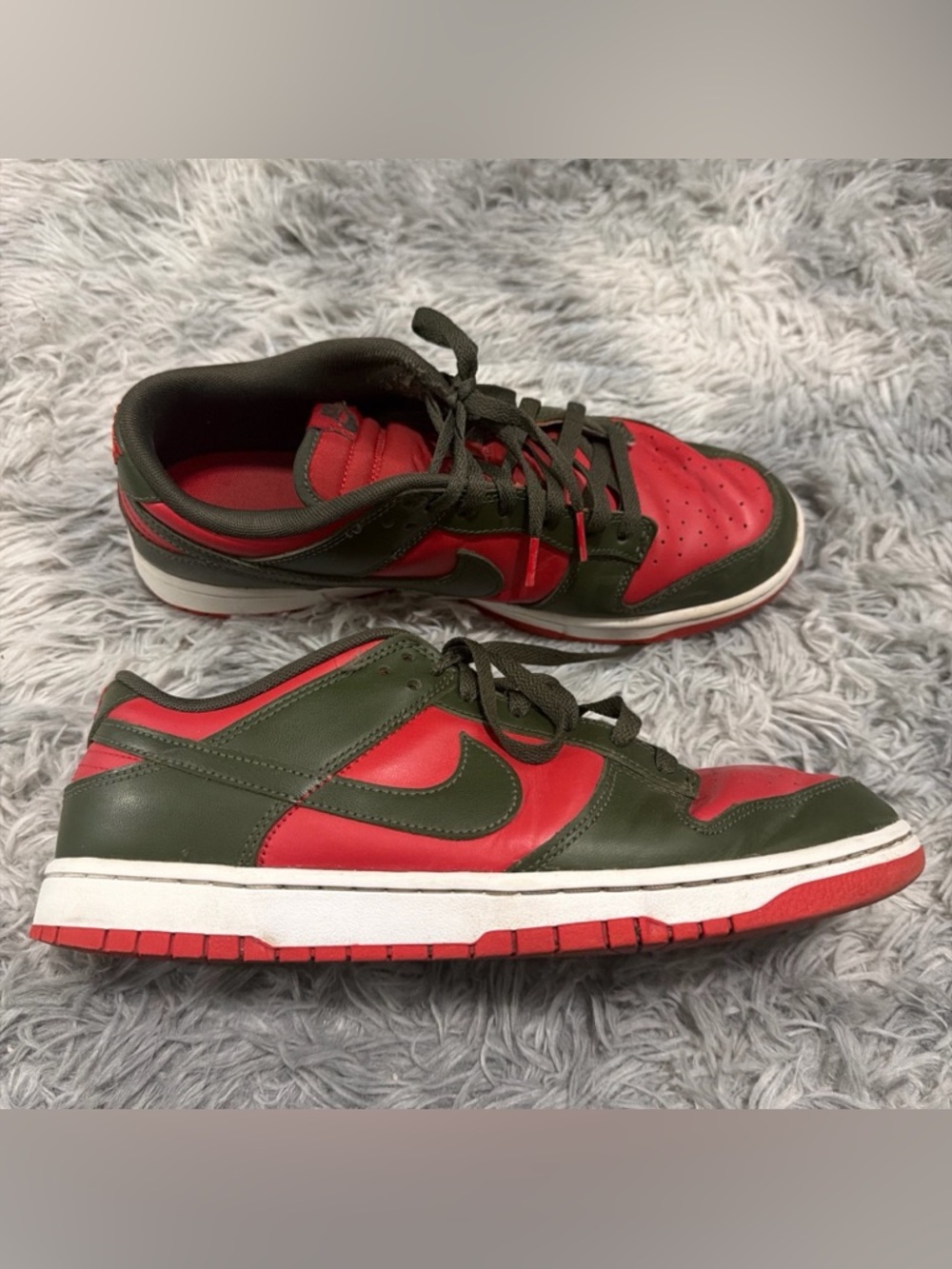 Nike Dunk Low Men's Mystic Red Cargo Khaki Sneakers Size 10.5